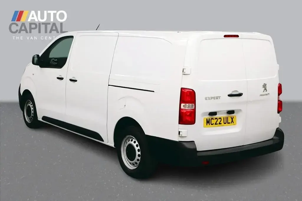 Used Peugeot Expert Premium 100 HP (73 kW) 2022 White Van