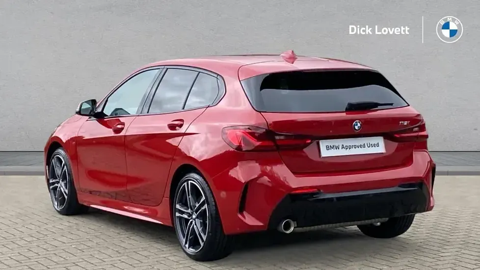 Used BMW 118 M Sport 134 HP (98 kW) 2024 Red Hatchback
