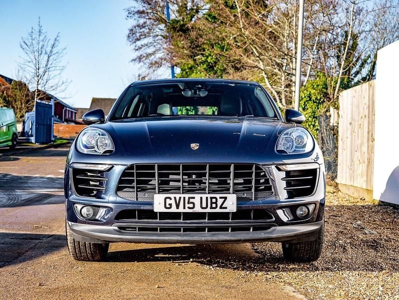 Used Porsche Macan 258 HP (189 kW) 2015 Blue SUV