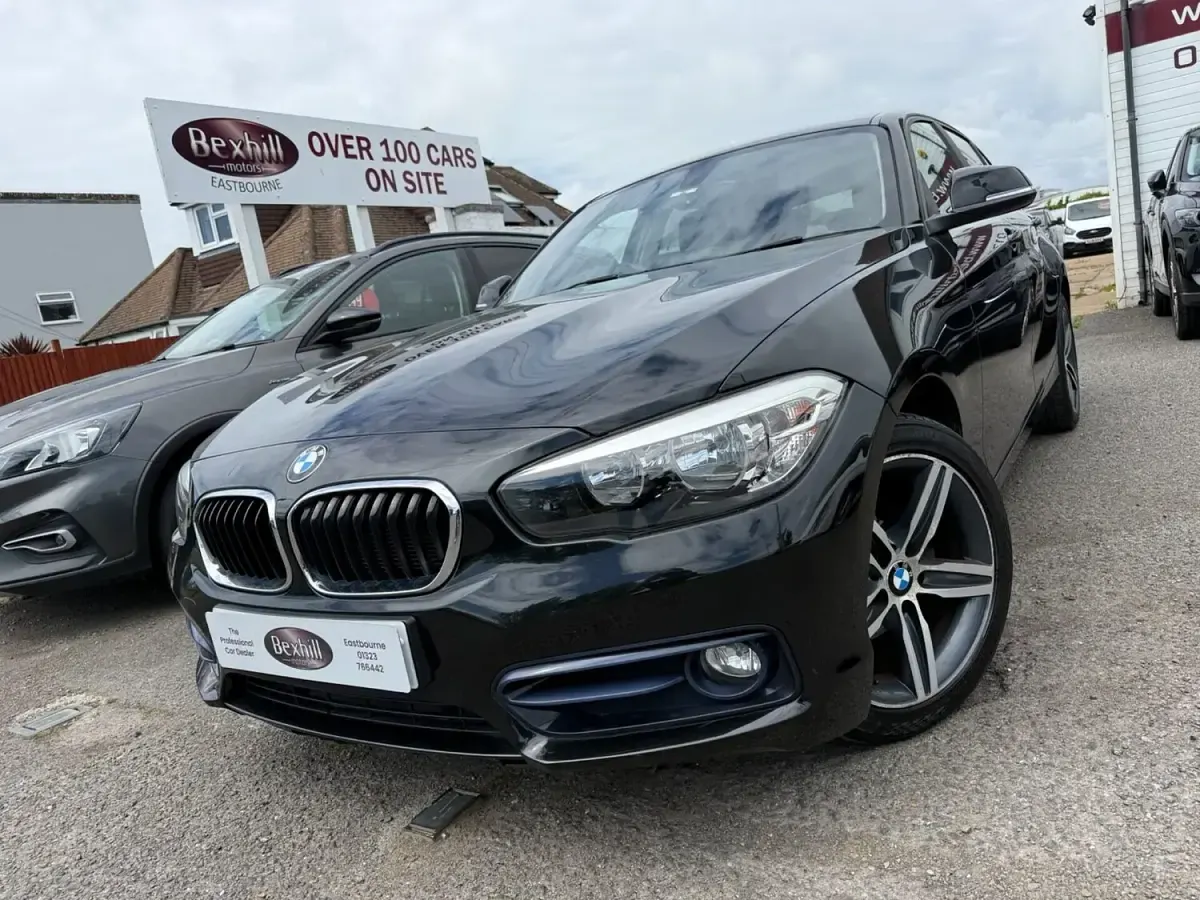 Used BMW 118 Sport Line 136 HP (100 kW) 2019 Black Hatchback