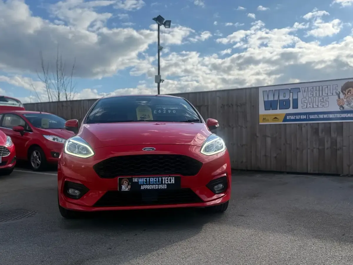 Used Ford Fiesta ST-Line 100 HP (73 kW) 2019 Red Hatchback