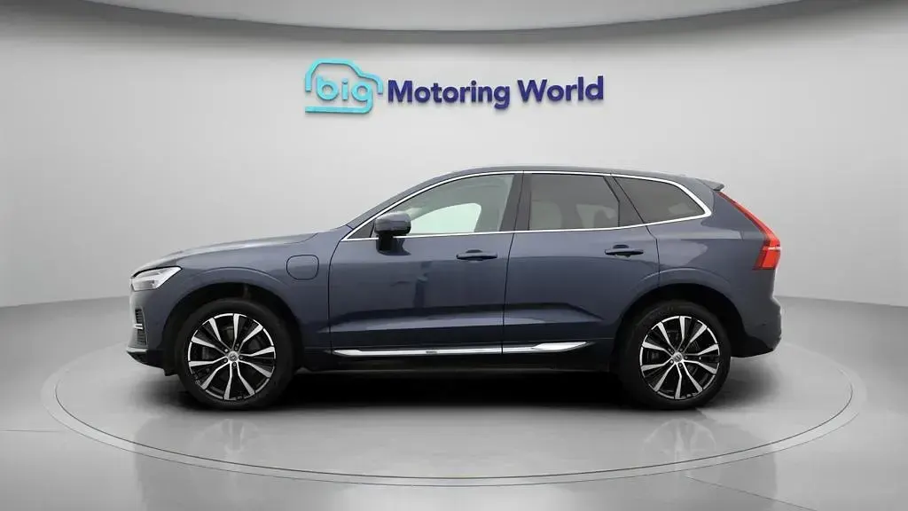 Used Volvo XC60 Ultimate 306 HP (225 kW) 2023 Blue SUV