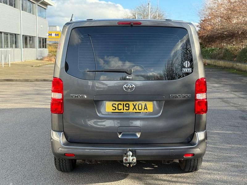 Used Toyota Proace Design 120 HP (88 kW) 2019 Grey MPV