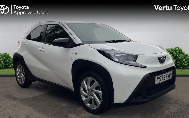 Used 2024 Toyota Aygo PURE Hatchback | £12,156 (Good price) - Image 1/4