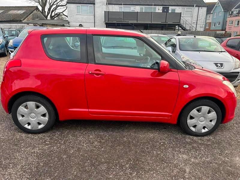Used Suzuki Swift GL 92 HP (67 kW) 2008 Red Hatchback