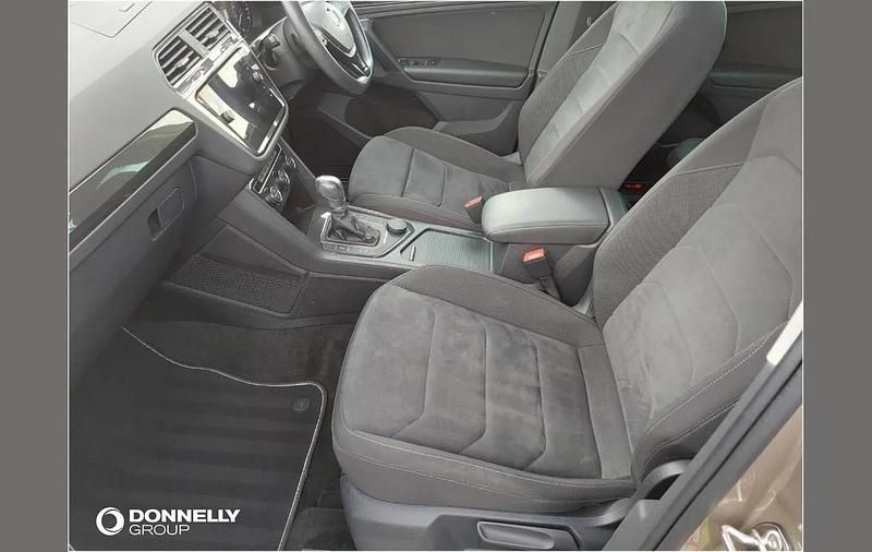 Usado VW Tiguan Allspace SEL 188 HP (138 kW) 2019 Bege SUV