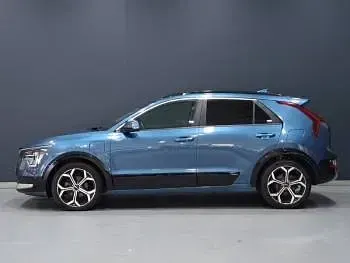 Used Kia Niro 180 HP (132 kW) 2023 Blue SUV