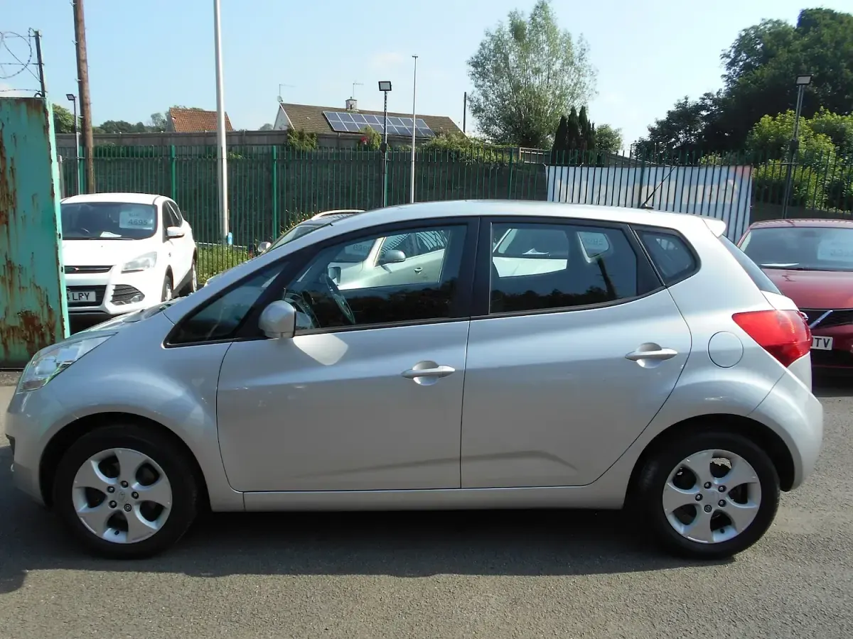 Used Kia Venga 2013 Silver Hatchback