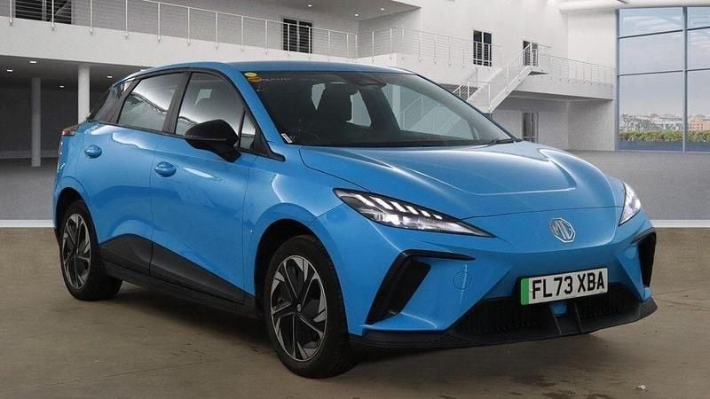 Used MG MG4 EV SE 150 kW (204 HP) 2023 Blue Hatchback