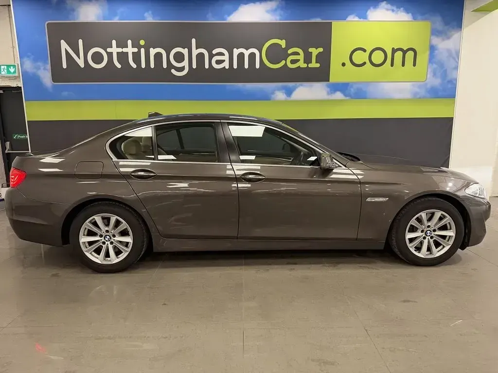 Used BMW 525 204 HP (150 kW) 2010 Brown Sedan