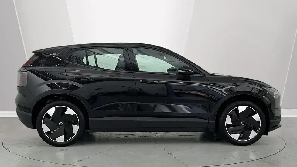 Used Volvo EX30 Plus 200 kW (272 HP) 2025 Black SUV