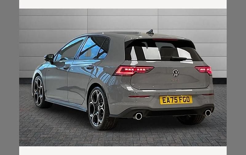 Used VW Golf VIII GTI 265 HP (194 kW) 2025 Moonstone grey Hatchback