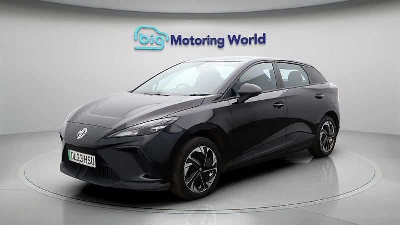 Used MG MG4 EV SE 150 kW (204 HP) 2023 Black Hatchback
