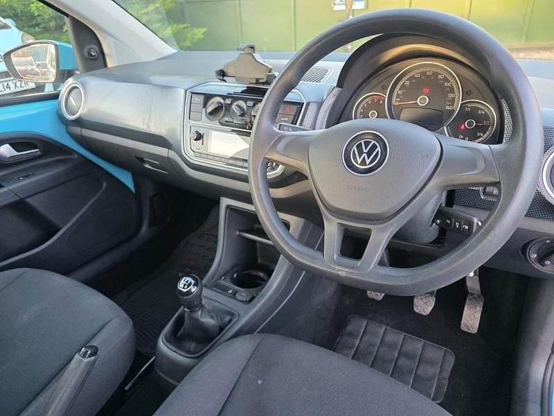 Usado VW up! 65 HP (47 kW) 2023 Azul Citadino
