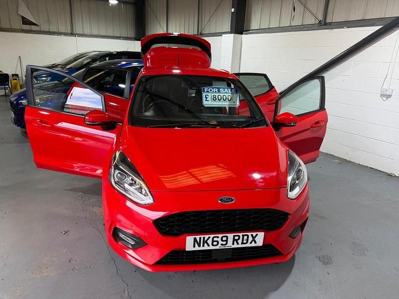 Used Ford Fiesta ST-Line X 100 HP (73 kW) 2019 Red Hatchback