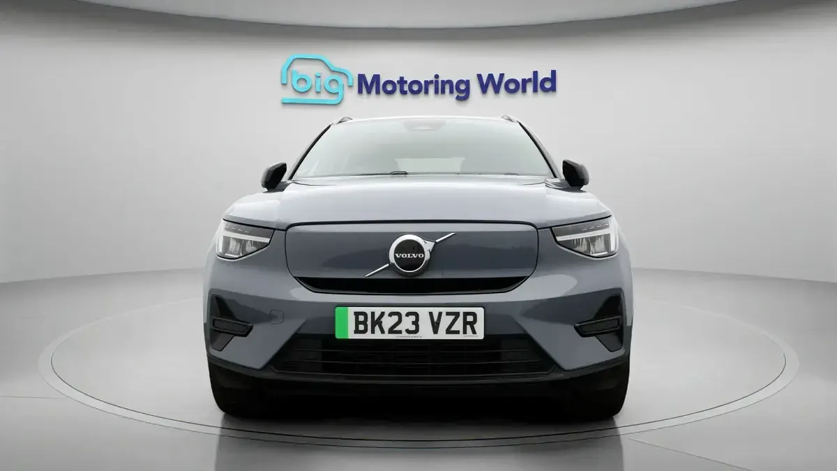 Used Volvo XC40 Core 167 kW (228 HP) 2023 SUV