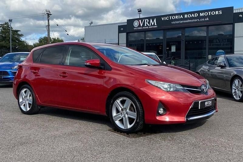Used 2013 Toyota Auris Sport | £5,799 (Fair price) - Image 1/1