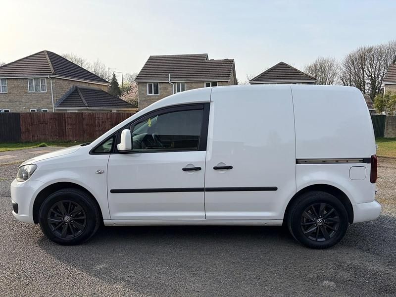 Used VW Caddy Startline 102 HP (75 kW) 2015 White MPV