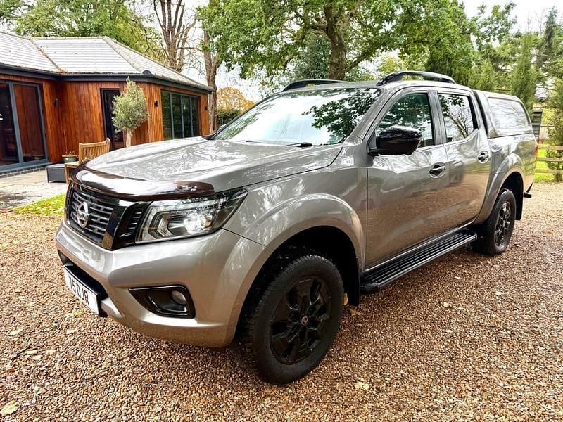 Grey Used 2021 Nissan Navara Tekna Pickup | £12,500 (A bit pricey) - Image 1/4