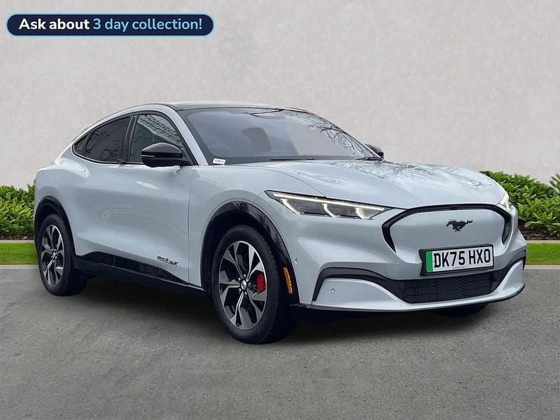 New Ford Mustang Premium 351 HP (258 kW) 2025 White Hatchback