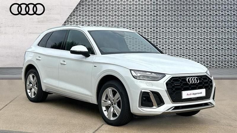 White Used 2022 Audi Q5 S-Line SUV | £27,390 (Good price) - Image 1/4