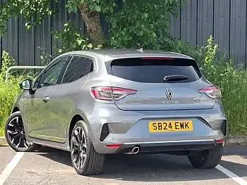 Used Renault Clio Techno 90 HP (66 kW) 2024 Grey Hatchback