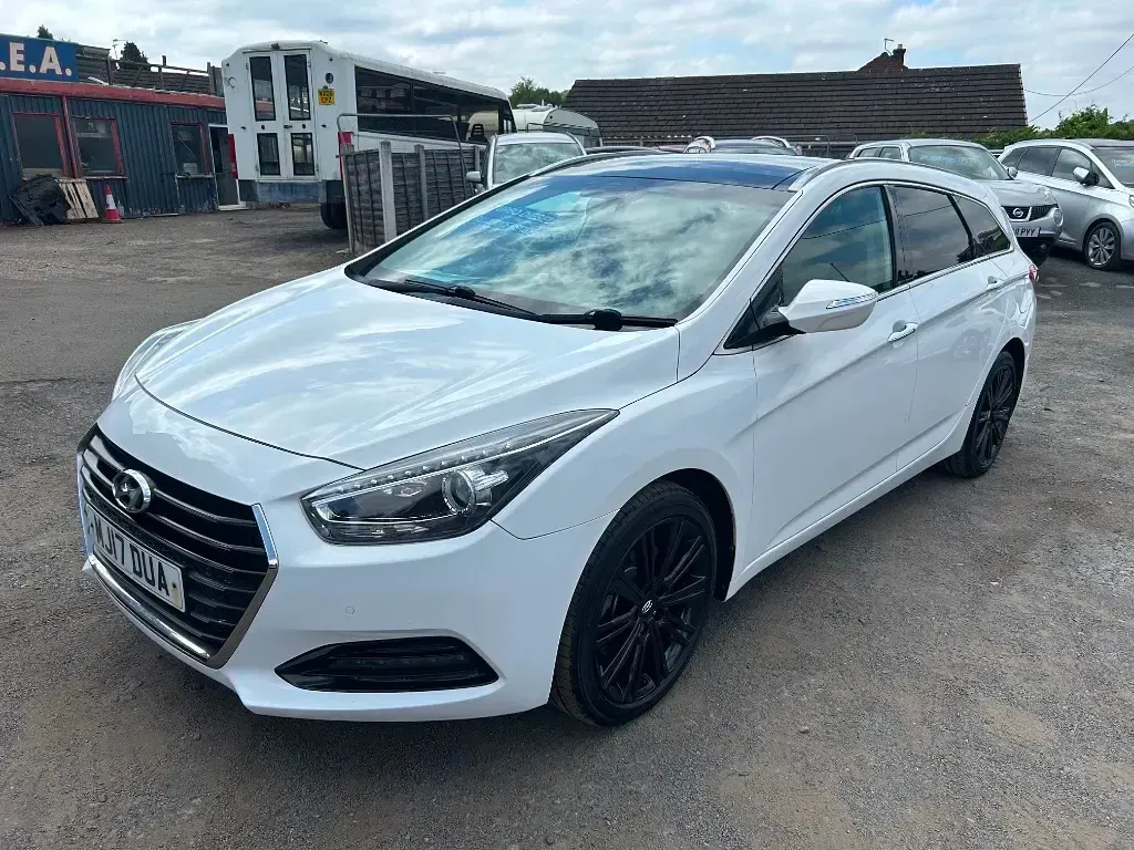 Used Hyundai i40 Premium 2017 White Estate