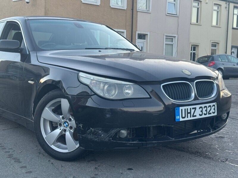 Black Used 2006 BMW 520 Sedan | £1,495 - Image 1/4