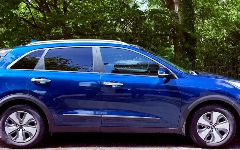 Używany Kia Niro 141 KM (103 kW) 2019 Niebieski SUV