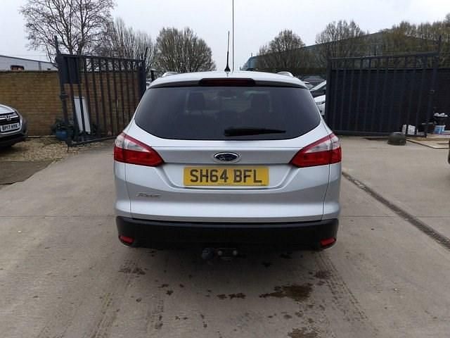 Used Ford Focus Zetec 115 HP (84 kW) 2014 Silver Estate