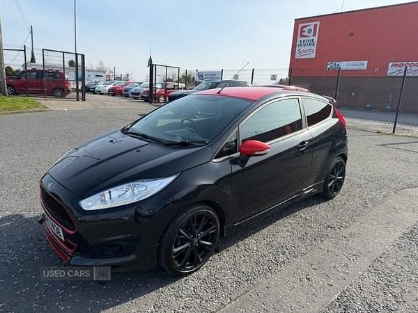 Used Ford Fiesta Zetec 140 HP (102 kW) 2016 Black Hatchback