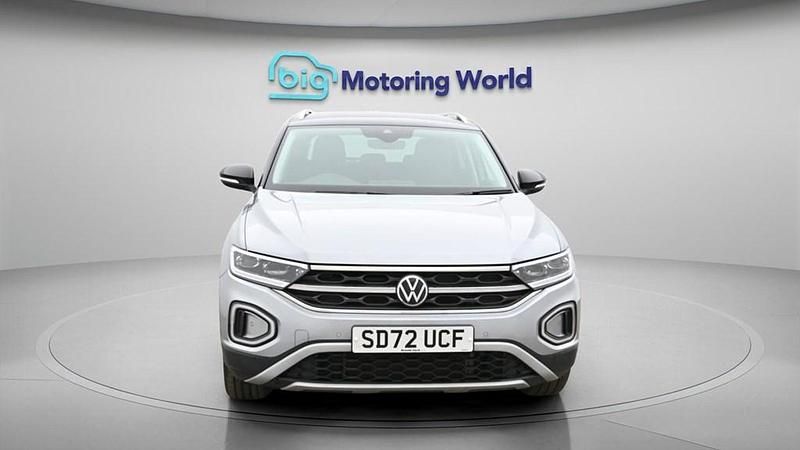 Used VW T-Roc Style 110 HP (80 kW) 2022 Silver SUV