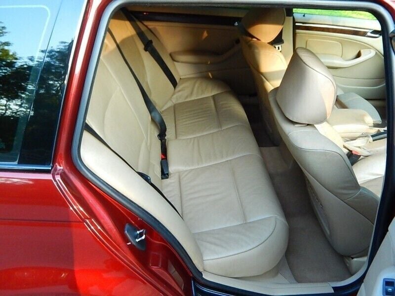 Used BMW 330 Sport Line 204 HP (150 kW) 2003 Ruby red 2 [individual] Estate