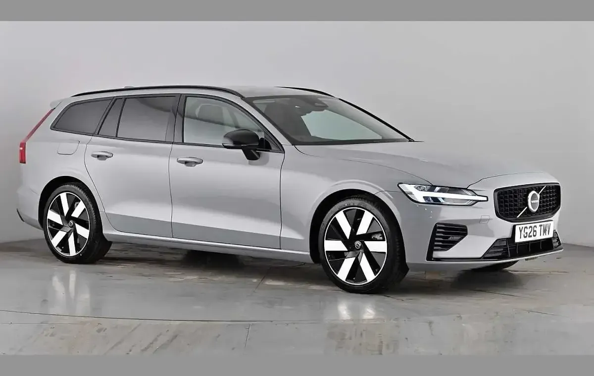 Used Volvo V60 Plus 345 HP (253 kW) 2026 Grey Estate