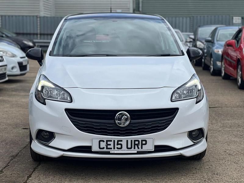 Used Vauxhall Corsa Edition 115 HP (84 kW) 2015 White Hatchback