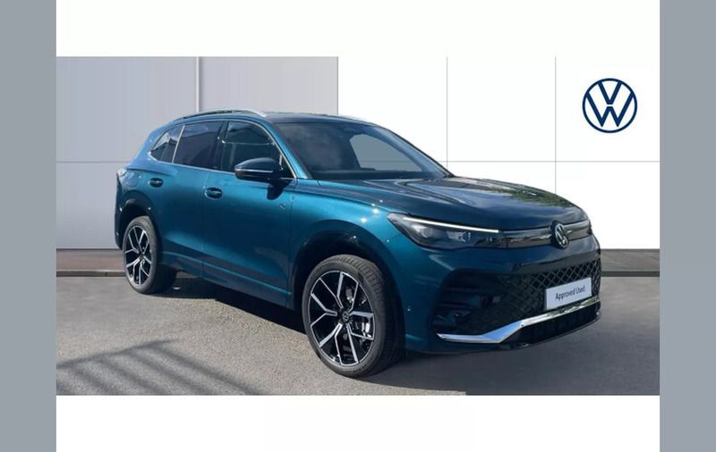 Blue Used 2025 VW Tiguan R-line SUV | £42,000 - Image 1/4