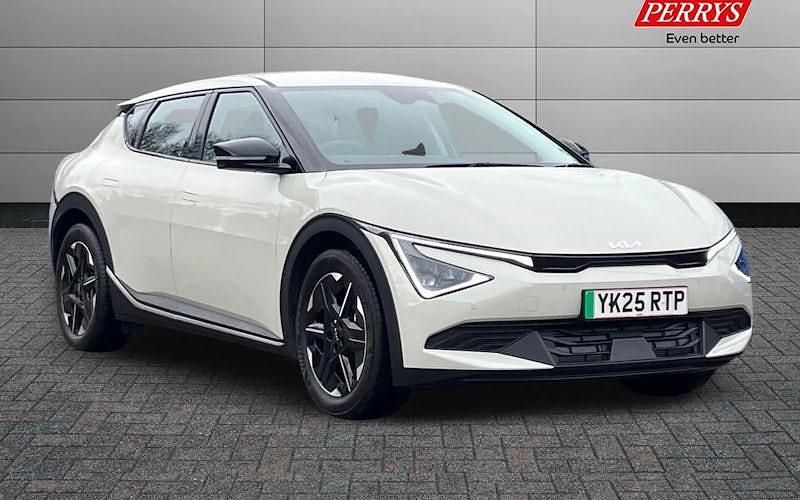New 2025 Kia EV6 Air SUV | £31,999 (Good price) - Image 1/4