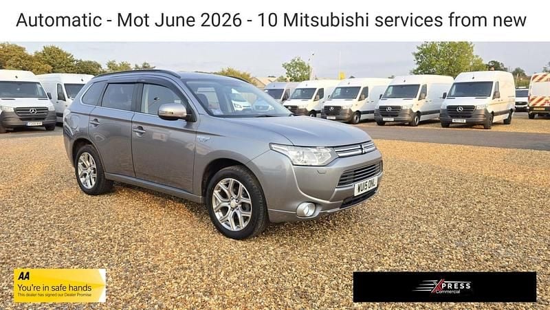 Grey Used 2015 Mitsubishi Outlander P-HEV Estate | £6,995 (Good price) - Image 1/3