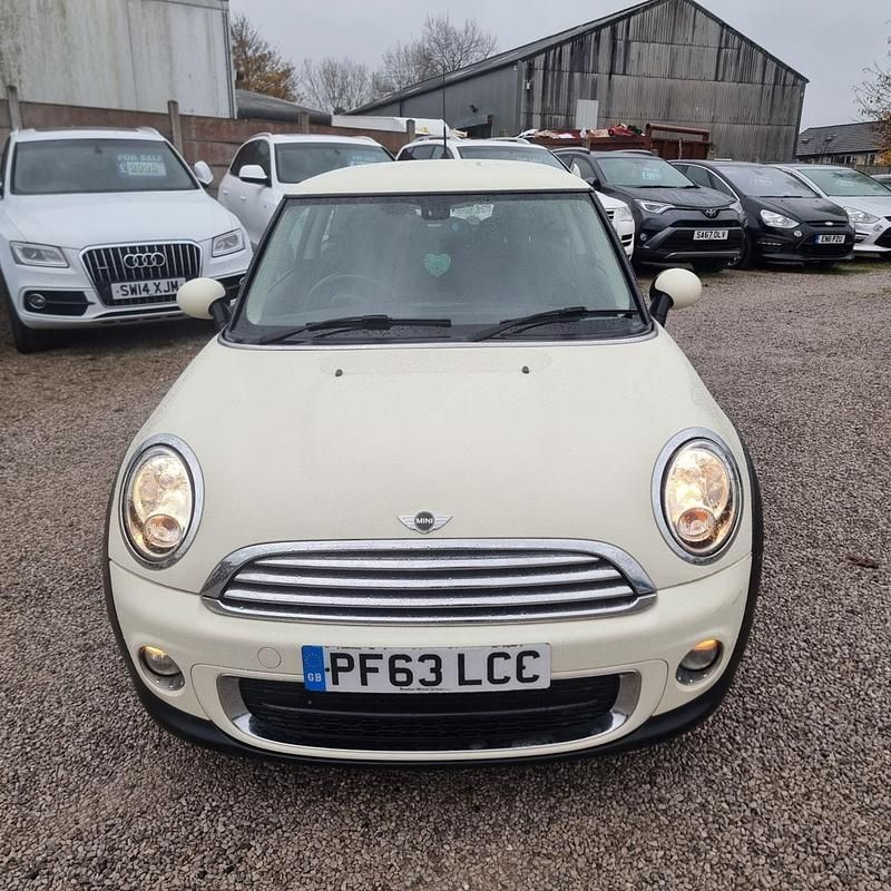 Usado Mini One D Hatch 90 CV (66 kW) 2013 Blanco Utilitario