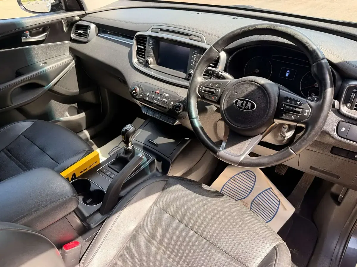 Used Kia Sorento 200 HP (147 kW) 2015 Grey SUV