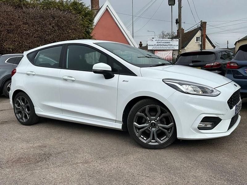 Used Ford Fiesta ST-Line 140 HP (102 kW) 2018 White Hatchback