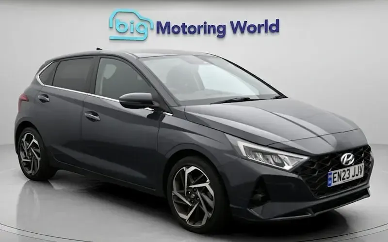 Used Hyundai i20 Premium 101 HP (74 kW) 2023 Hatchback