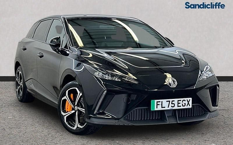 Begagnad MG MG4 EV 319 kW (435 HK) 2025 Halvkombi