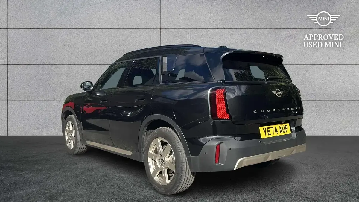 Used Mini Countryman 168 HP (123 kW) 2024 Black SUV