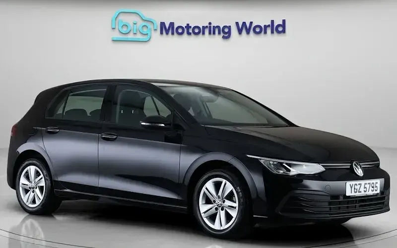 Usado VW Golf VIII Life 110 CV (80 kW) 2024 Utilitario