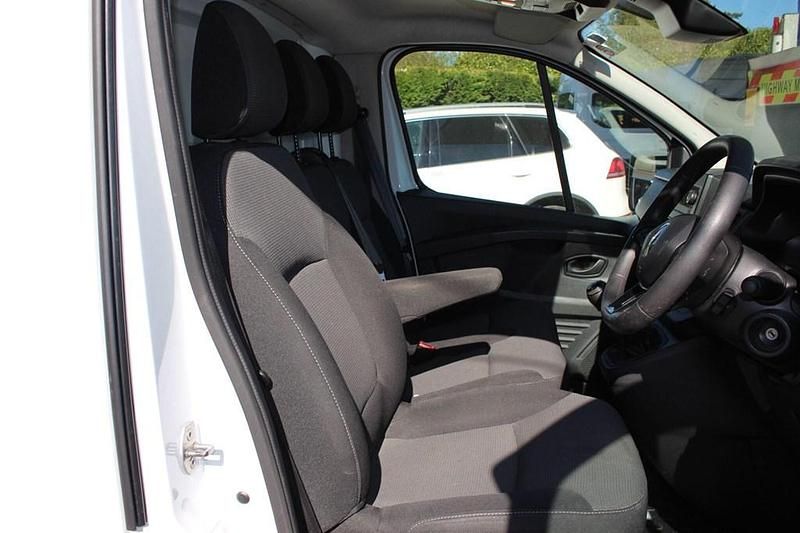 Used Ford Transit Custom 130 HP (95 kW) 2021 White Van