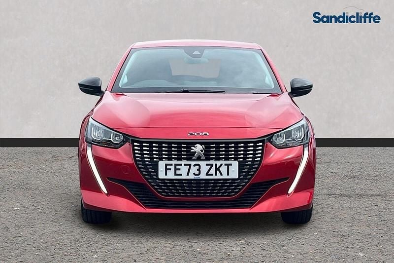 Used Peugeot 208 Allure+ 100 HP (73 kW) 2023 Red Hatchback