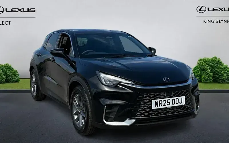 Used Lexus LBX 136 HP (100 kW) 2025 SUV