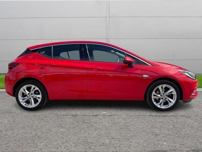 Red Used 2019 Vauxhall Astra SRi Hatchback | £9,850 (Fair price) - Image 1/4