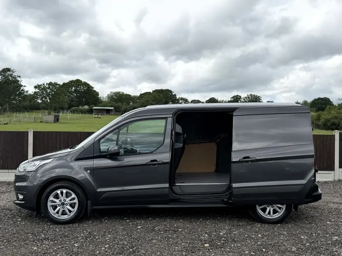 Used Ford Transit Connect Limited 2021 Grey MPV